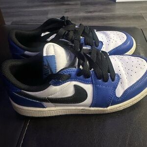 Kids Jordan low Blue and White Sneakers